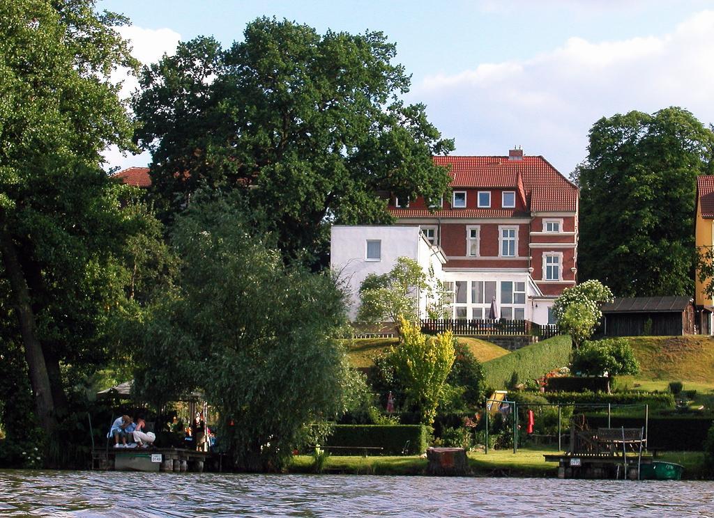 Stadtsee-Pension テンプリーン エクステリア 写真